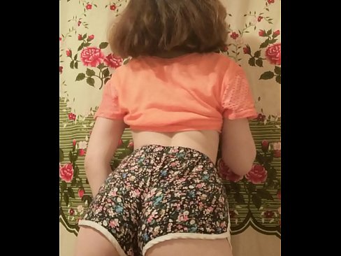 ❤️ Seksi mlada bejba se pred kamero sleče s kratkih hlač ❤️ Porno na sl.hentaisea-com.ru ☑
