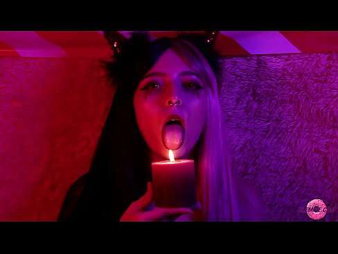 ❤️ Strastno fafanje seksi sukuba z izpolnjenimi usti ❤️ Porno na sl.hentaisea-com.ru ☑