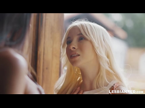 ❤️ Dekle pride domov čez nekaj mesecev in na koncu poje pičko svoje mačehe ❤️ Porno na sl.hentaisea-com.ru ☑