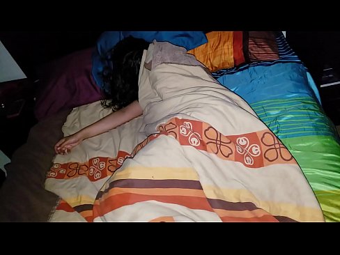 ❤️ Stepson berači svojo mlado mačeho, medtem ko ona spi. ❤️ Porno na sl.hentaisea-com.ru ☑